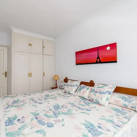 Apartment Impresionante Piso En Silgar Con 2 Plazas De Garaje